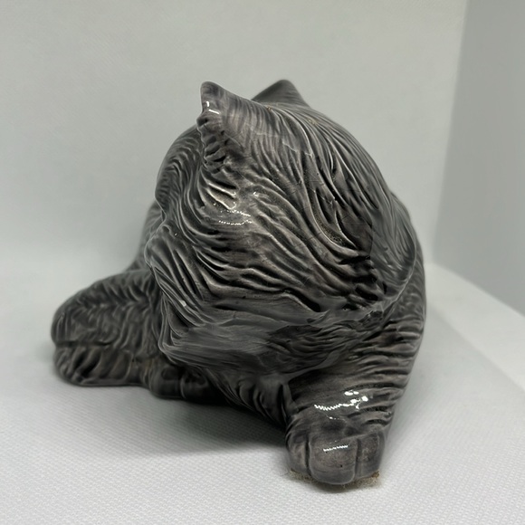 Ceramic cat with blue eyes - Picture 4 of 7